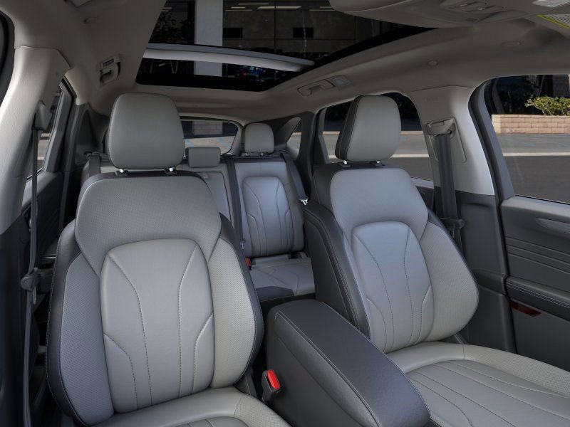 New 2025 Ford Escape SE w/ PHEV Premium Package FWD image 10