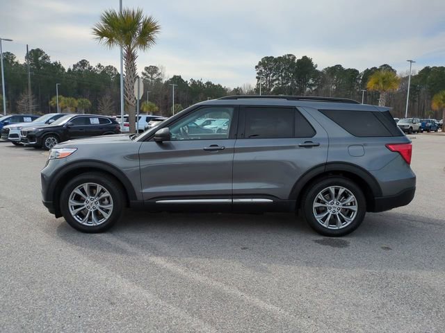 Used 2022 Ford Explorer XLT w/ Equipment Group 202A image 7