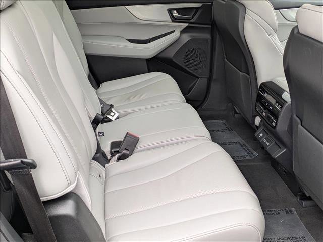 Used 2023 Acura MDX SH-AWD w/ Technology Package image 22