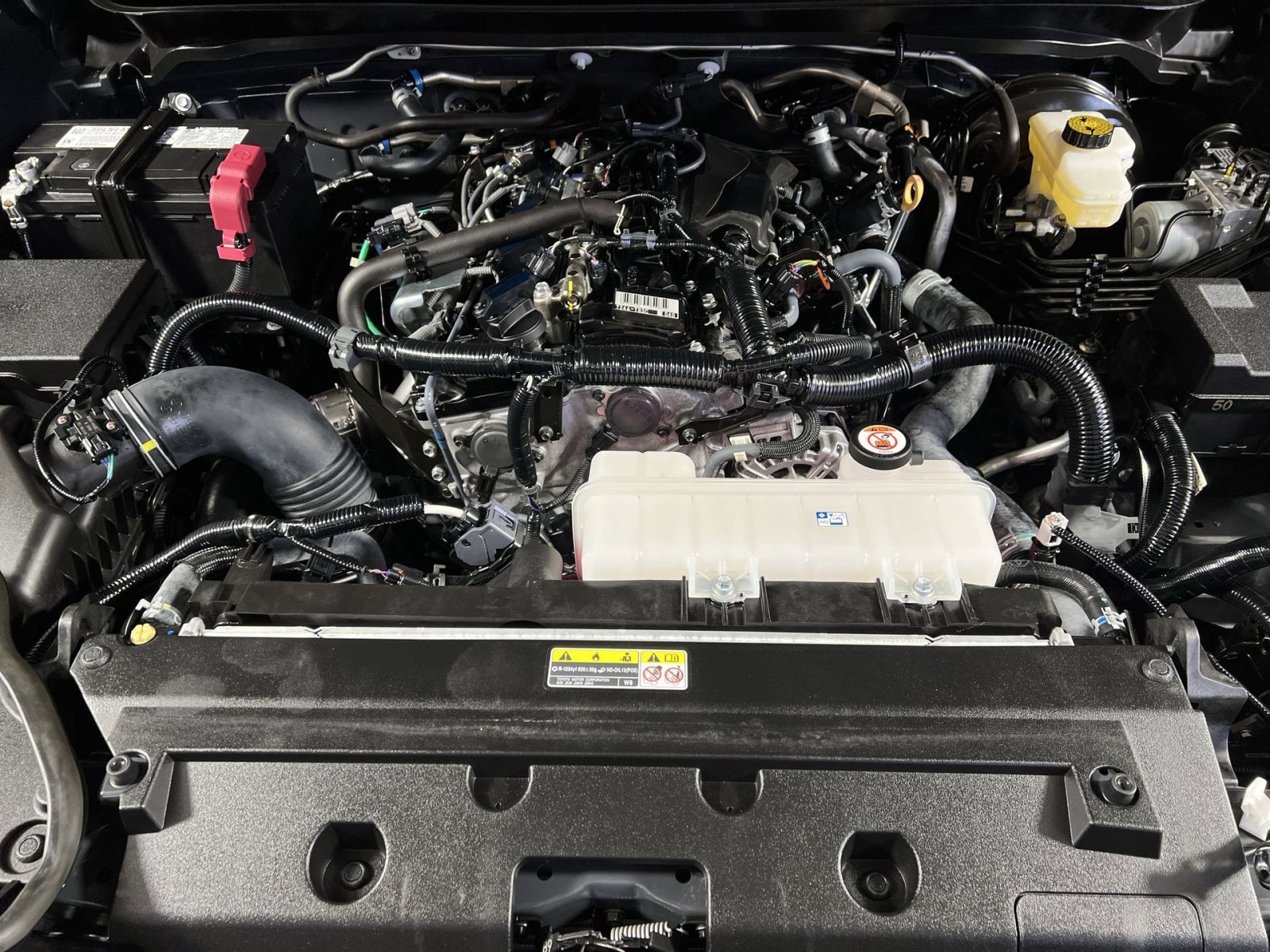 Used 2024 Toyota Tacoma TRD Off-Road image 25