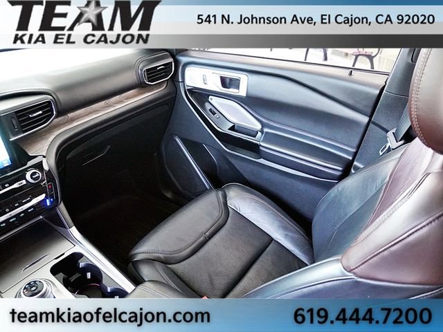 Used 2021 Ford Explorer Platinum w/ Equipment Group 601A AWD/4WD image 25