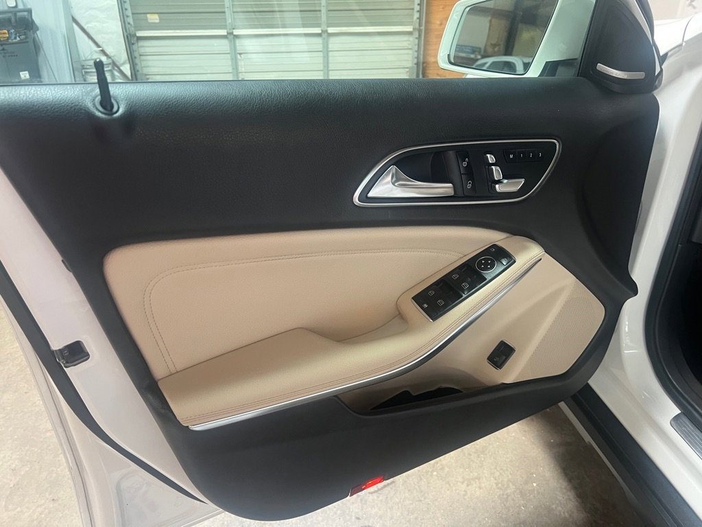 Used 2019 Mercedes-Benz GLA 250 4MATIC image 25