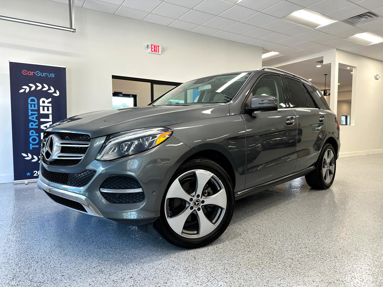 Used 2018 Mercedes-Benz GLE 350 4MATIC image 2