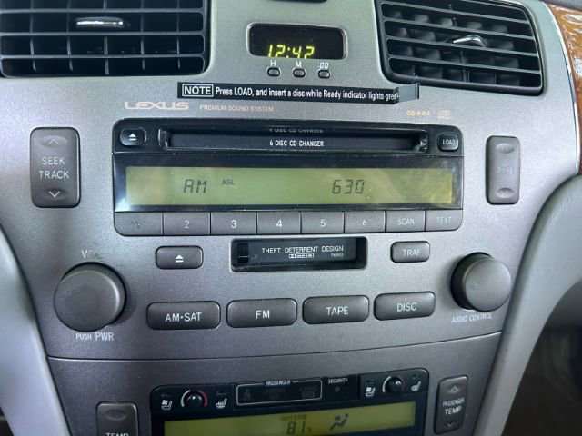 Used 2005 Lexus ES 330 FWD image 12