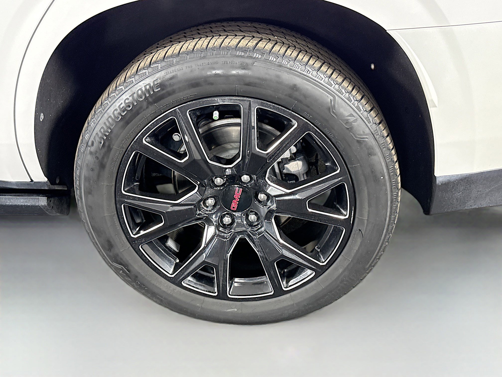 Used 2023 GMC Yukon Denali w/ Denali Reserve Package image 37