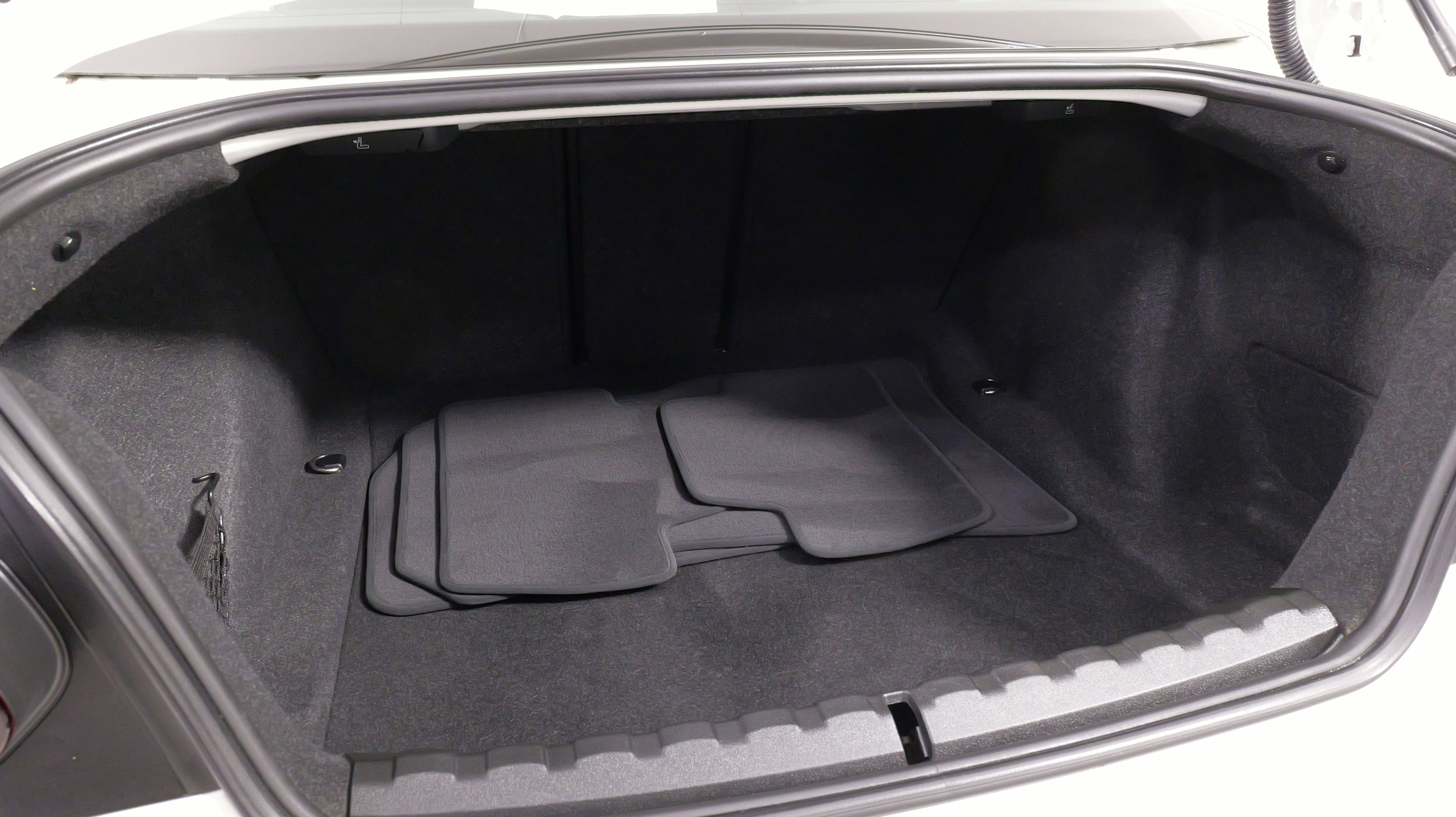 Used 2023 BMW 230i xDrive Coupe image 46