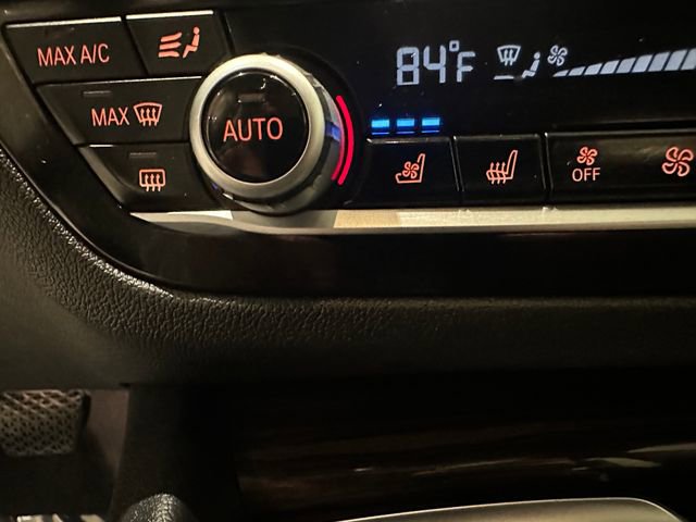 Used 2021 BMW 540i xDrive w/ Premium Package image 15