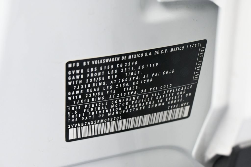 Used 2024 Volkswagen Tiguan SE FWD image 15
