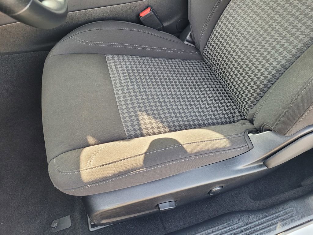 Used 2023 Dodge Challenger SXT w/ Blacktop Package image 11