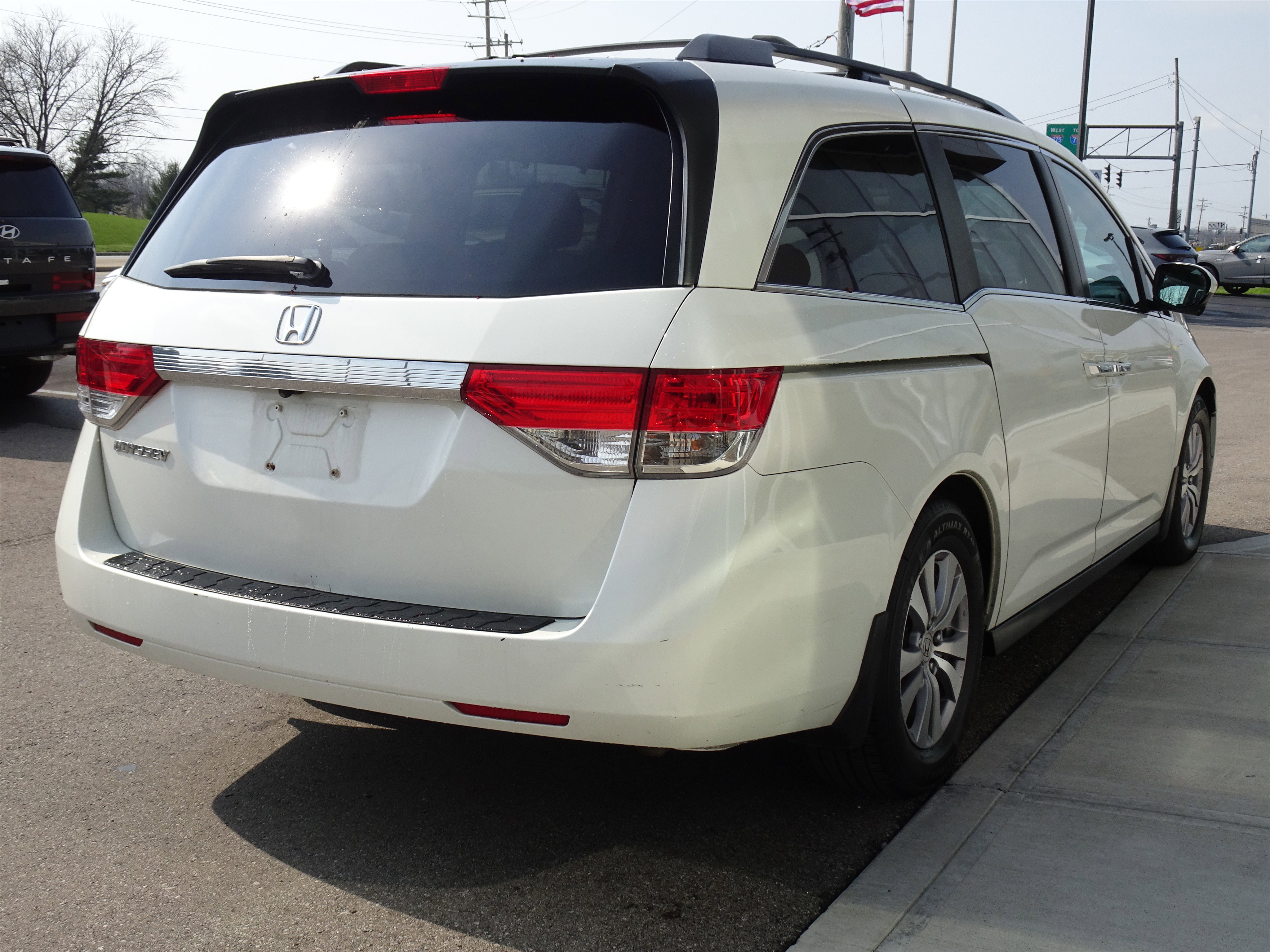 Used 2015 Honda Odyssey EX-L image 5