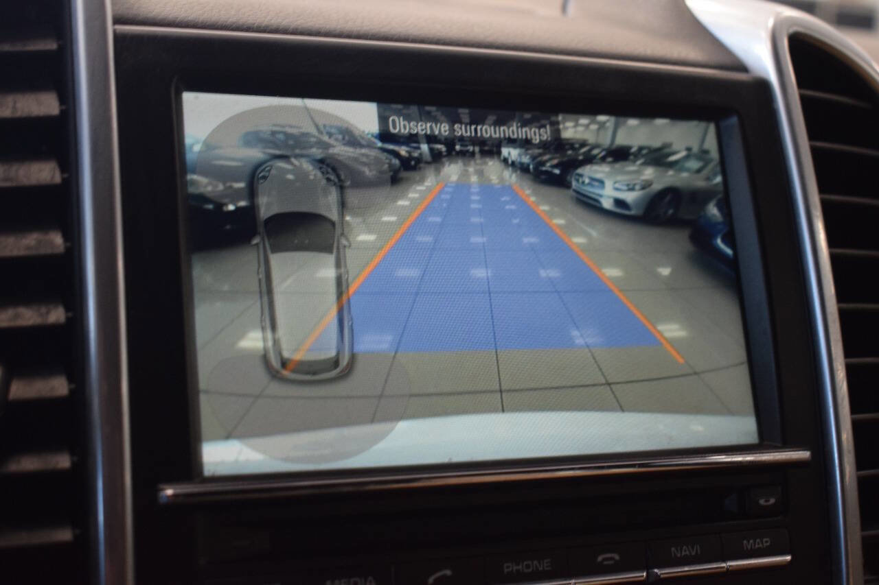 Used 2016 Porsche Cayenne image 20