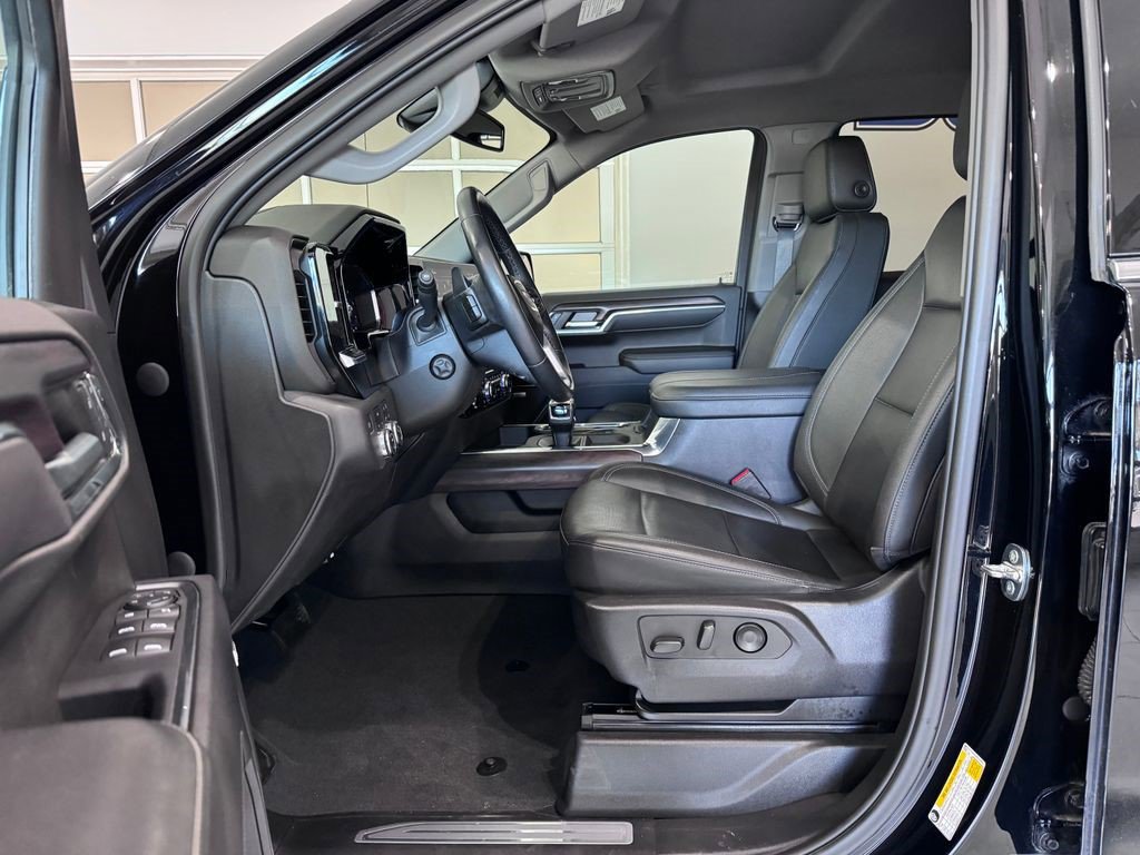 Certified 2023 GMC Sierra 1500 SLT w/ SLT Premium Package image 9