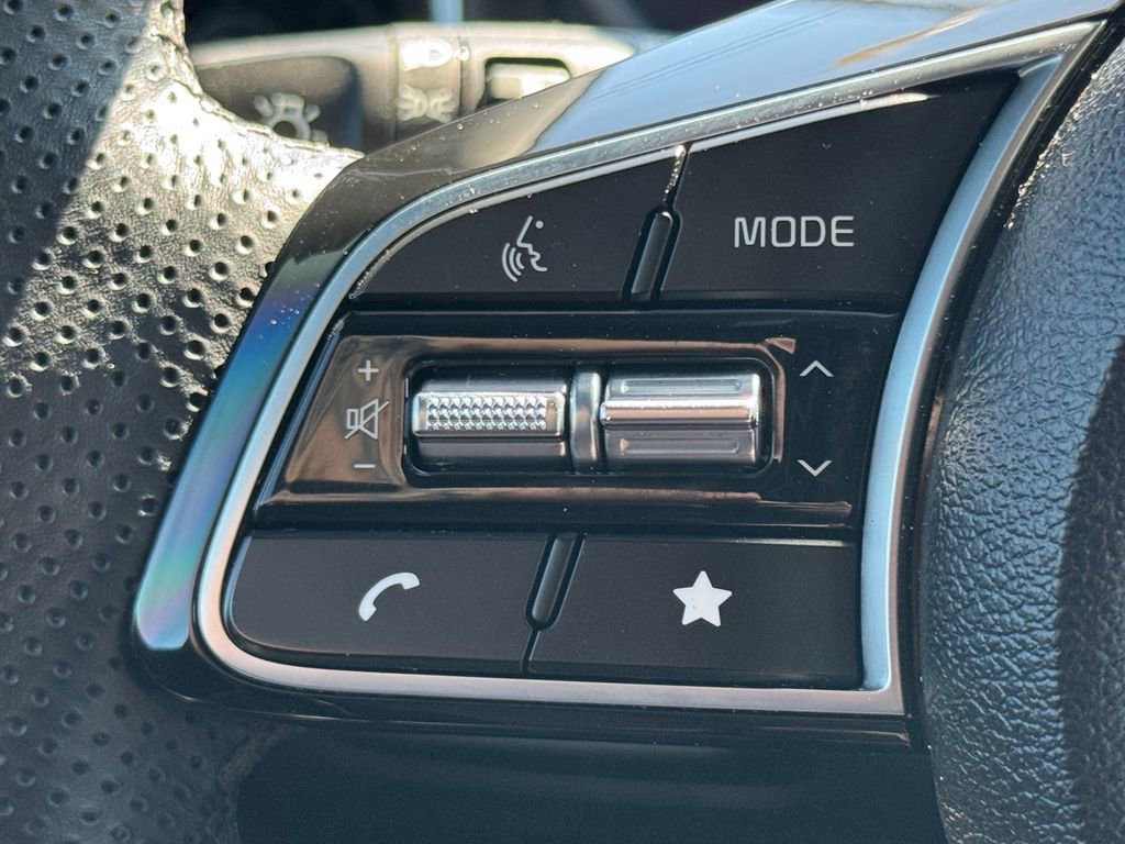 Certified 2023 Kia Forte GT-Line image 15