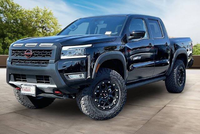 New 2025 Nissan Frontier PRO-4X w/ Pro Premium Package AWD/4WD image 2