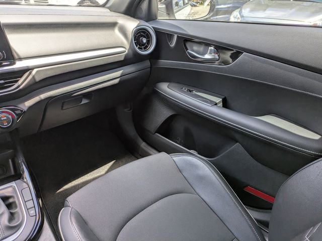 Used 2024 Kia Forte GT-Line FWD image 16