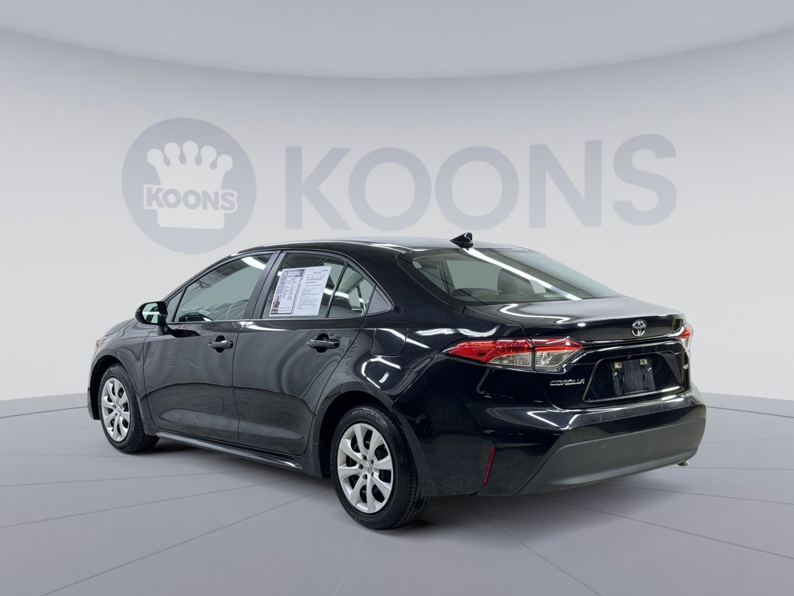 Used 2023 Toyota Corolla LE image 10
