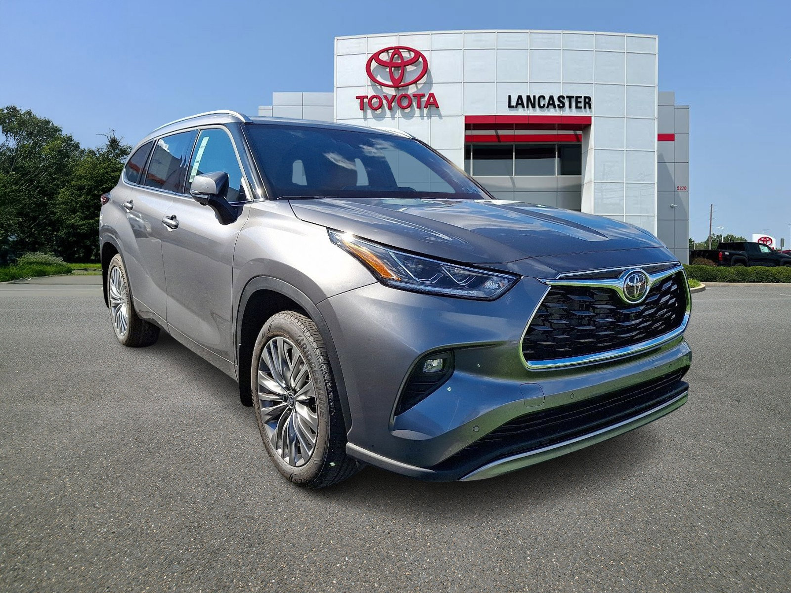 New 2025 Toyota Highlander Platinum