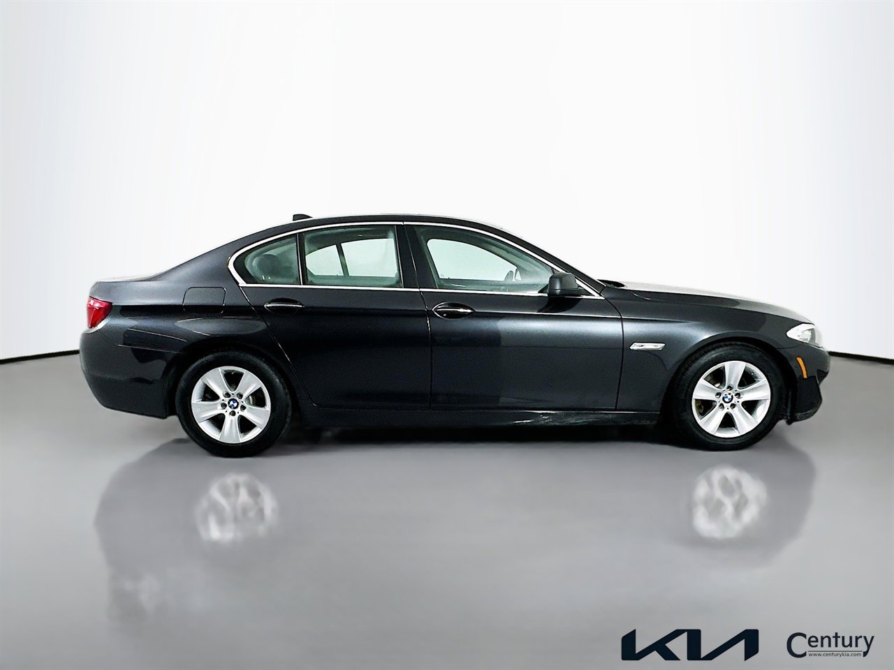 Used 2013 BMW 528i Sedan RWD image 4
