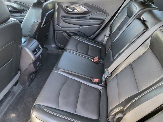 Used 2024 GMC Terrain SLT image 18