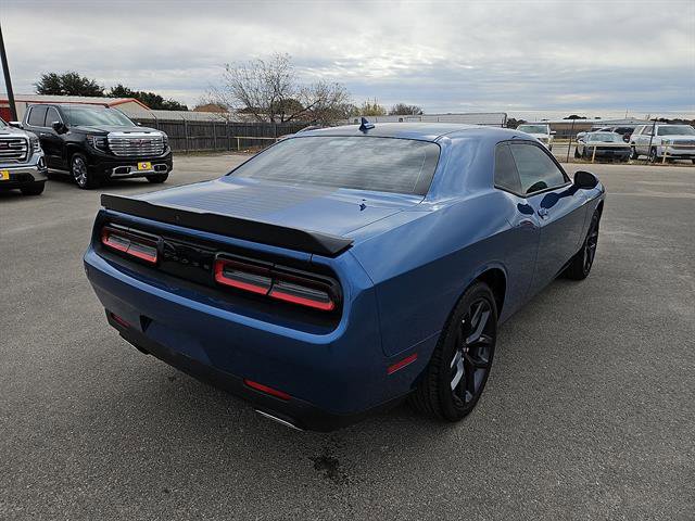 Used 2023 Dodge Challenger SXT w/ Plus Package image 5