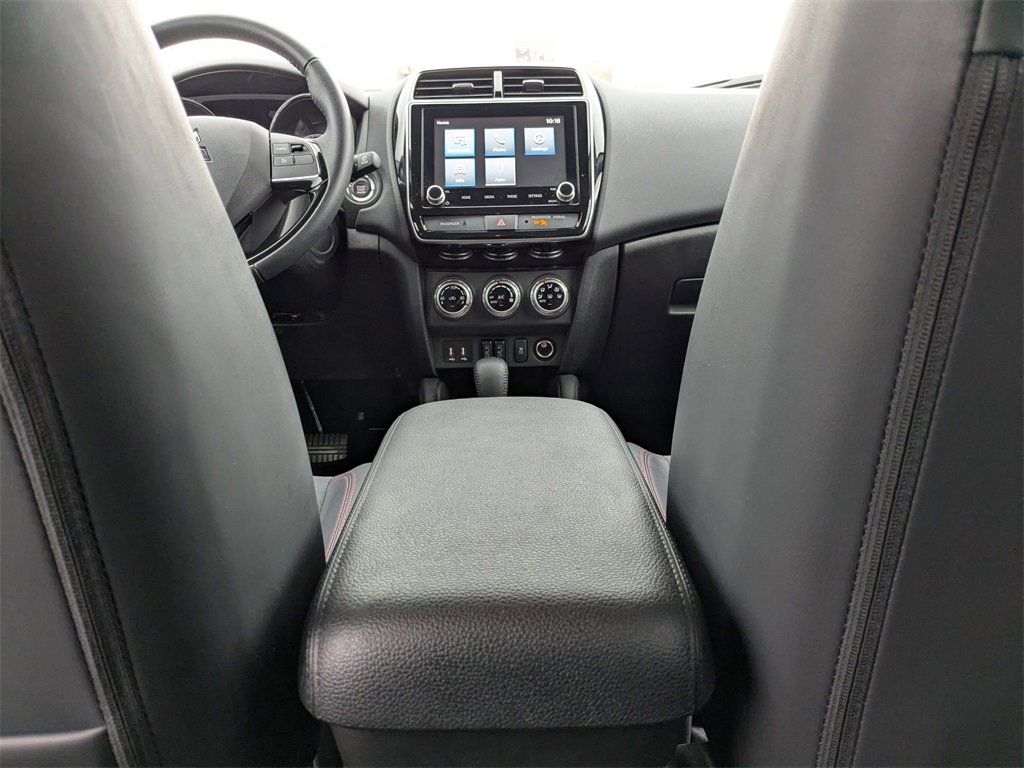 Used 2025 Mitsubishi Outlander Sport AWD image 28