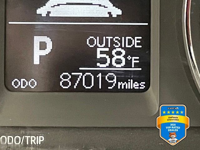 Used 2017 Toyota Corolla LE w/ Carpet Mat Package (TMS) FWD image 2