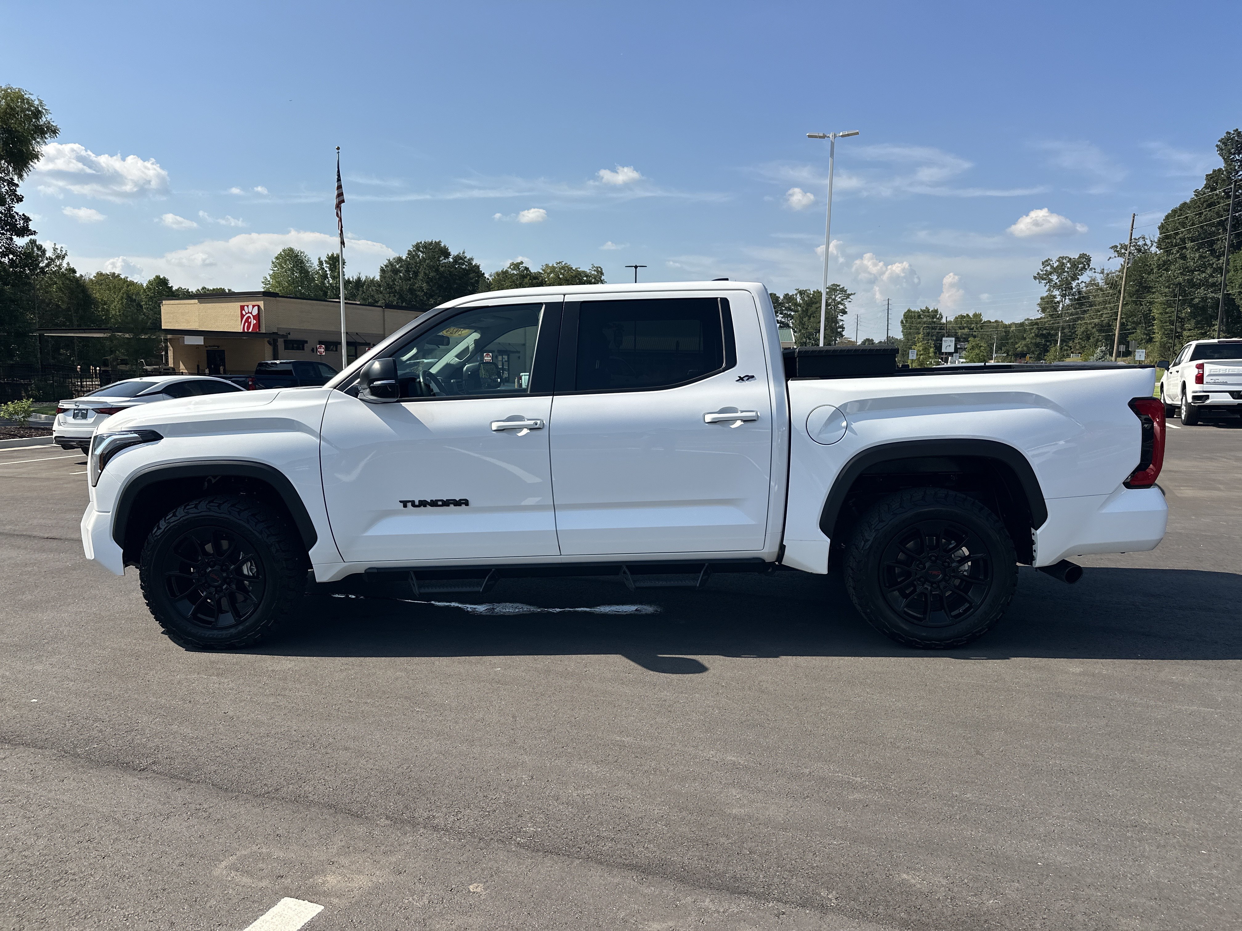Used 2024 Toyota Tundra SR5 w/ SR5 Premium Package AWD/4WD image 4