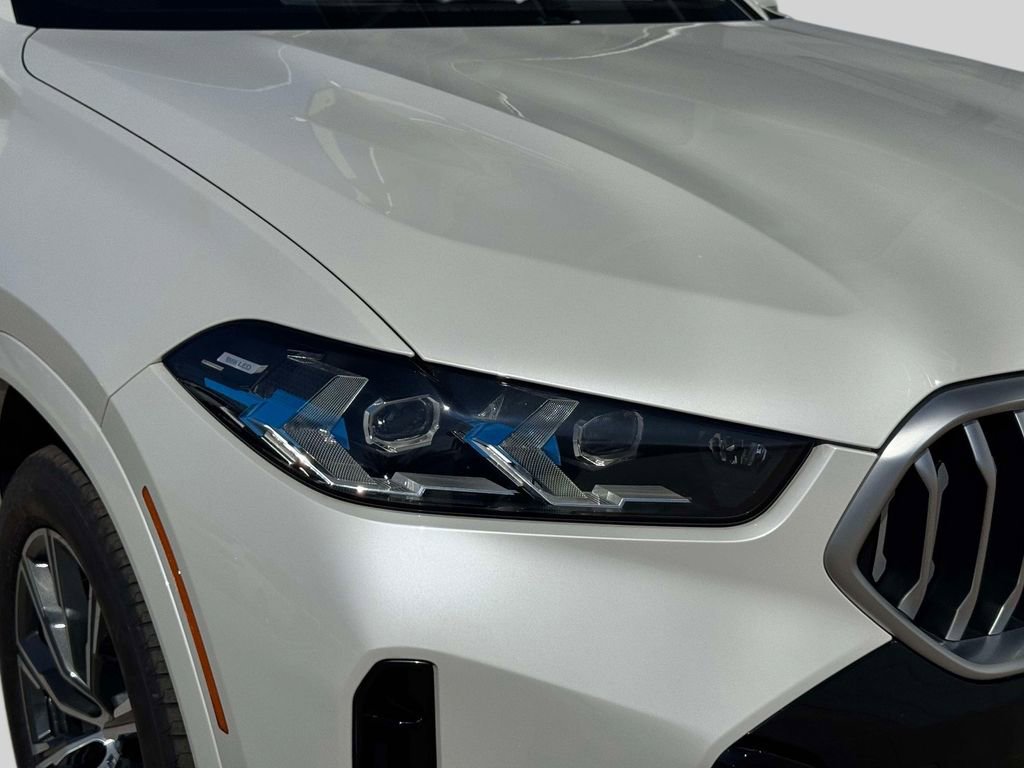Certified 2024 BMW X6 xDrive40i w/ Premium Package image 9