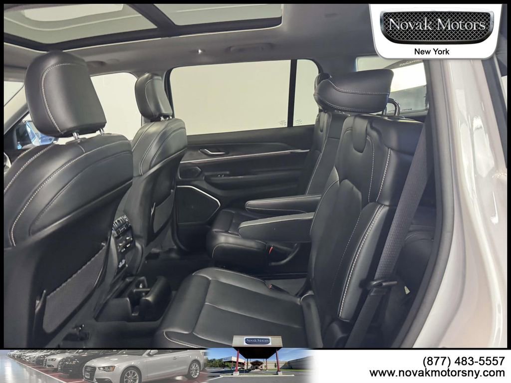 Used 2021 Jeep Grand Cherokee L Limited image 11