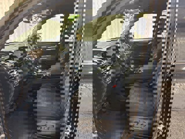 Used 2025 GMC Acadia Elevation image 13