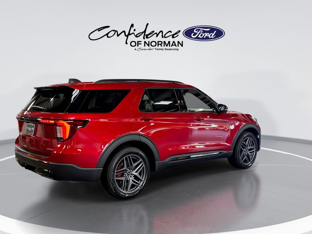 New 2026 Ford Explorer ST-Line w/ ST-Line Street Pack AWD/4WD image 9