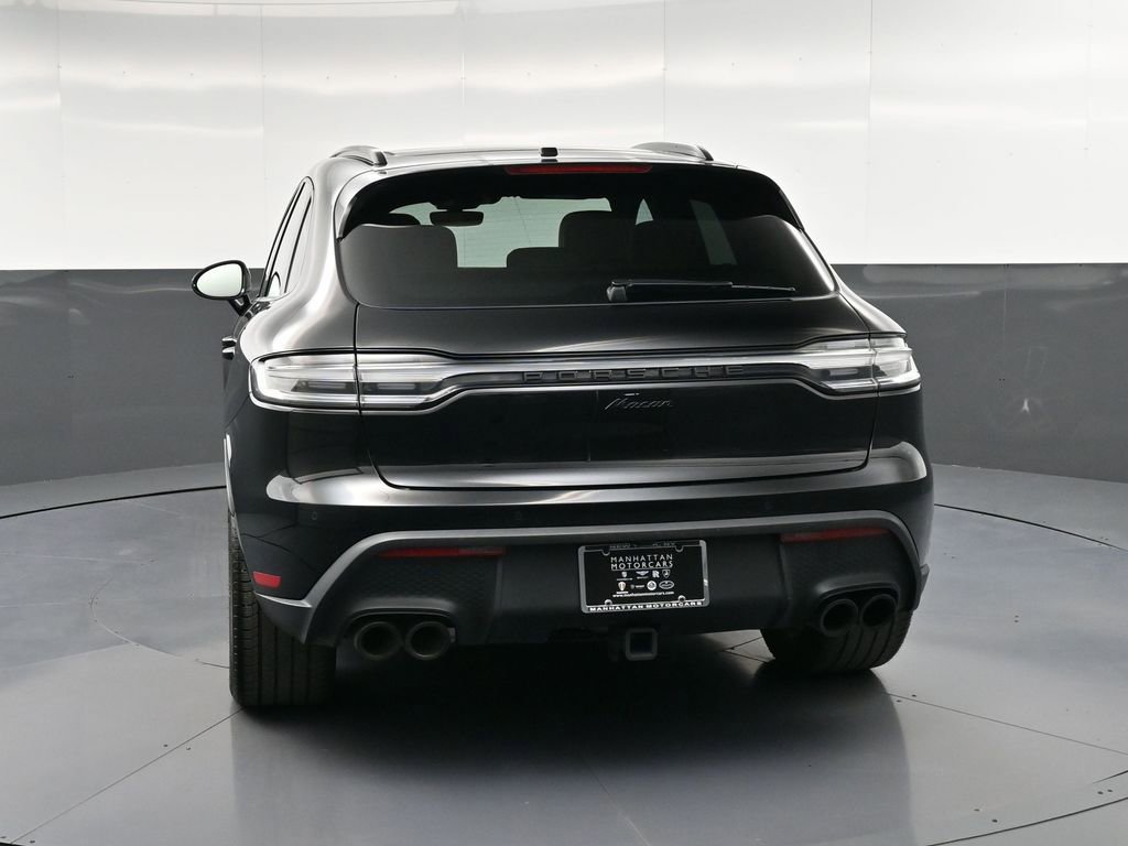 Certified 2024 Porsche Macan AWD/4WD image 7