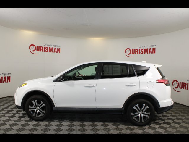 Used 2018 Toyota RAV4 LE w/ All Weather Liner Package AWD/4WD image 4