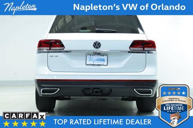 Certified 2022 Volkswagen Atlas SE w/ Black Wheel Package FWD image 7