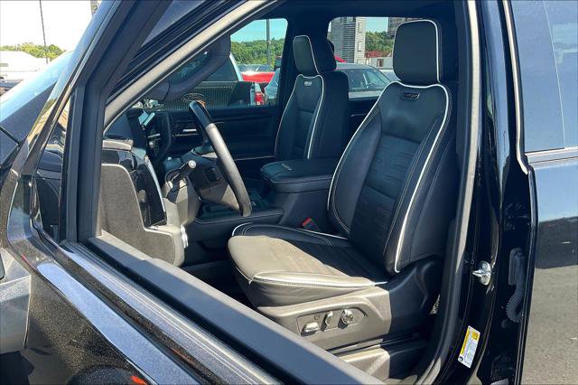 Used 2024 GMC Sierra 2500 AT4X image 19