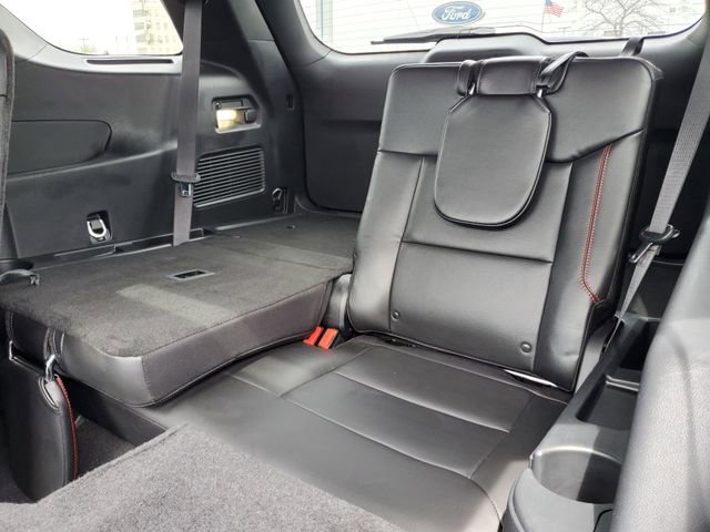 Used 2024 Ford Explorer ST-Line w/ Class IV Trailer Tow Package AWD/4WD image 30