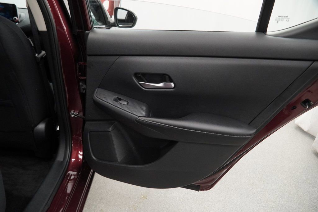 Used 2023 Nissan Sentra SV image 46