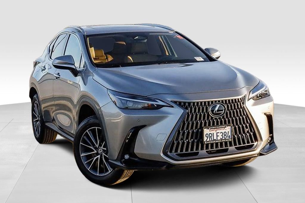 Used 2025 Lexus NX 250 FWD w/ Premium Package image 2