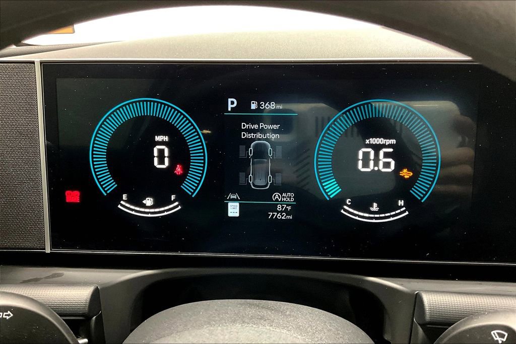 Used 2025 Hyundai Tucson SE image 25