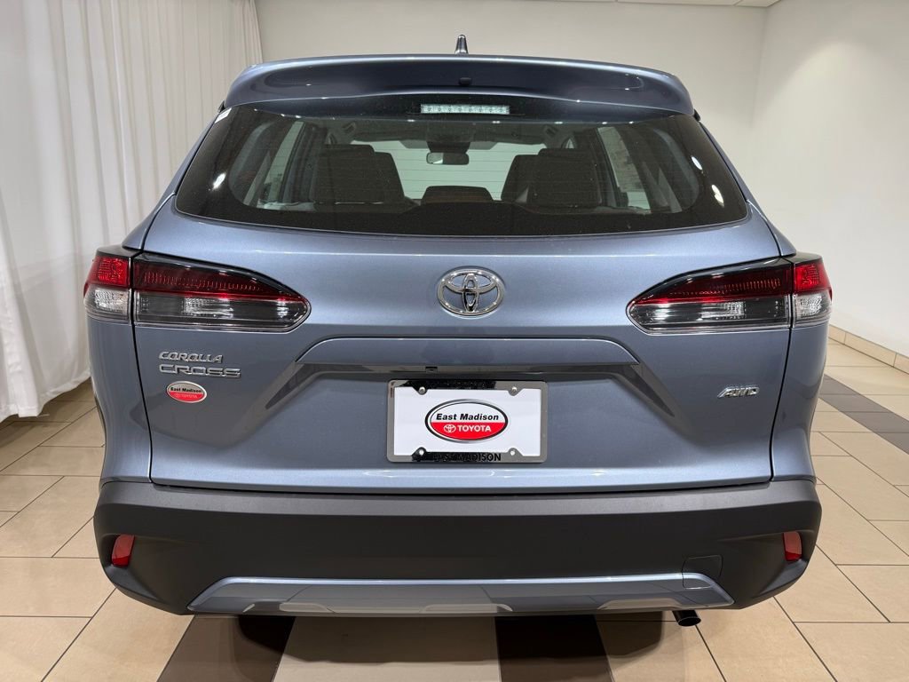 New 2026 Toyota Corolla Cross L image 4