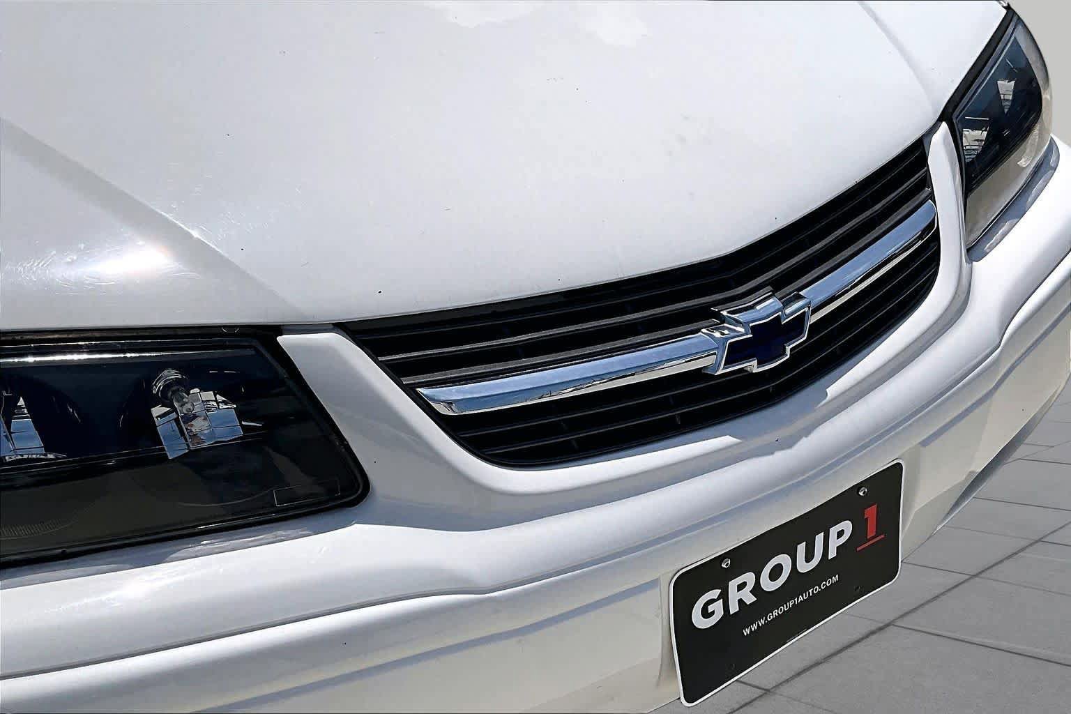 Used 2004 Chevrolet Impala FWD image 24