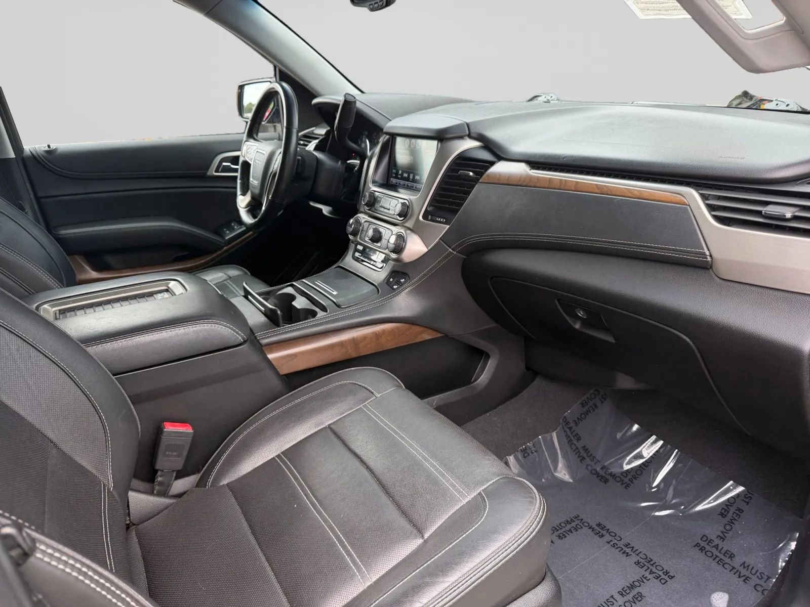 Used 2019 GMC Yukon XL Denali RWD image 36