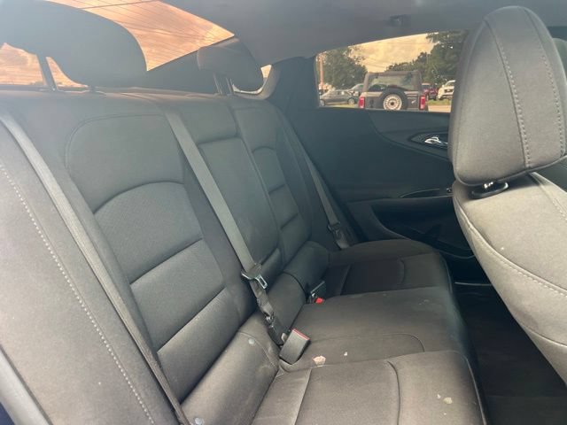 Used 2021 Chevrolet Malibu LT FWD image 24