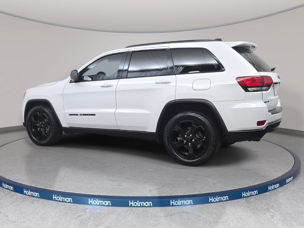 Used 2018 Jeep Grand Cherokee Laredo AWD/4WD image 8