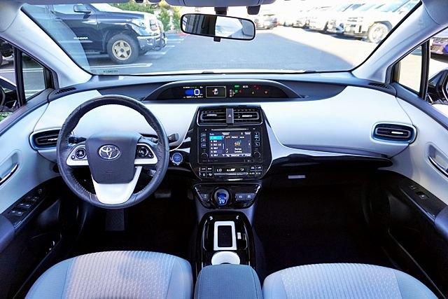 Used 2016 Toyota Prius Four FWD image 25