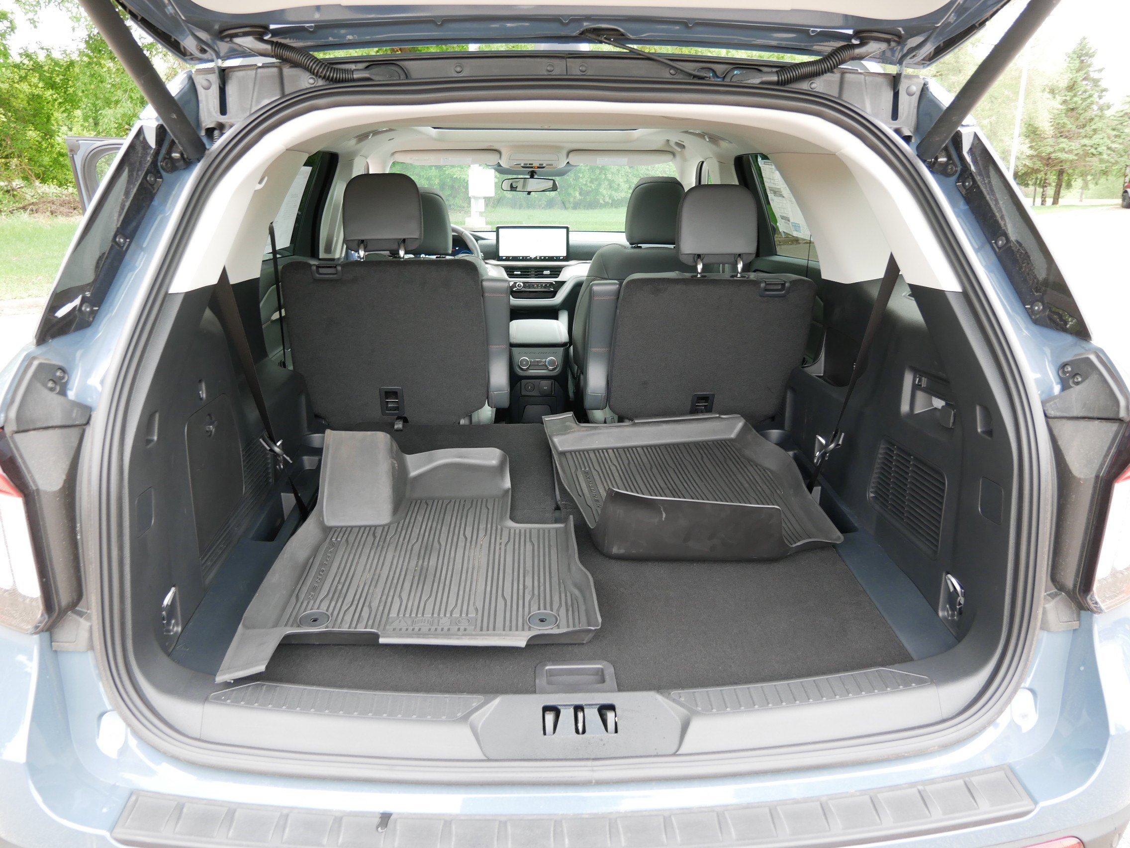 Used 2026 Ford Explorer Active w/ Active Comfort Package AWD/4WD image 18