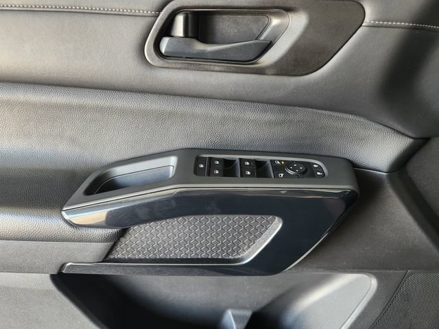 Used 2023 Nissan Pathfinder S FWD image 21