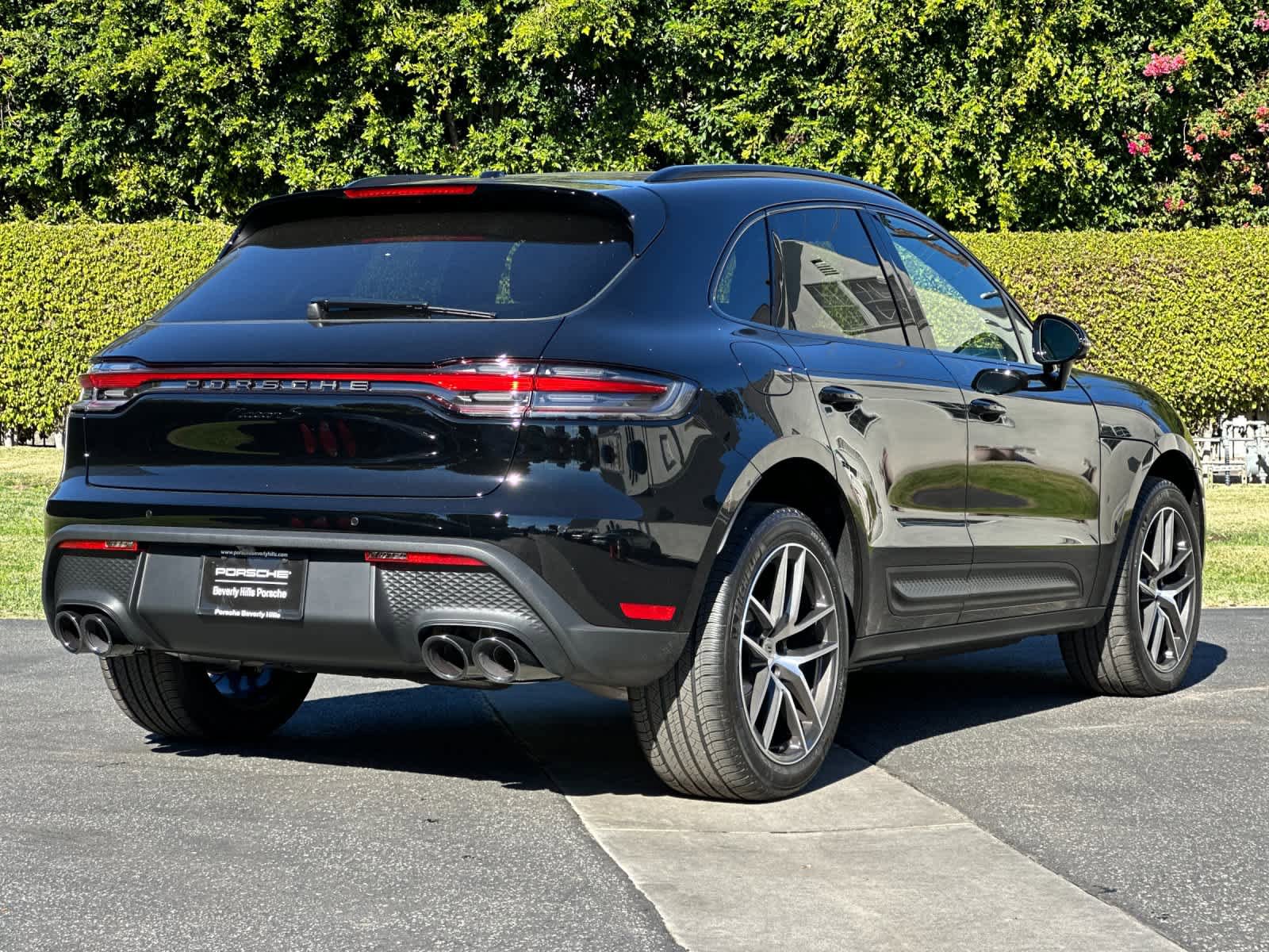 New 2026 Porsche Macan S AWD/4WD image 8