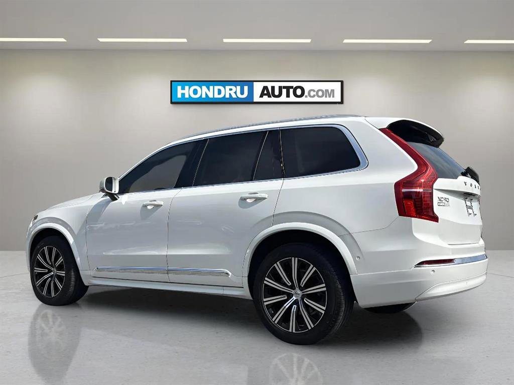 Used 2023 Volvo XC90 B6 Plus image 3