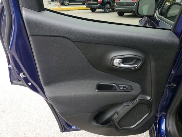 Used 2021 Jeep Renegade Latitude image 14